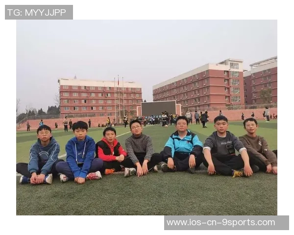 探索足球社团的魅力与成长之路,加入我们一起享受激情与团队合作的乐趣